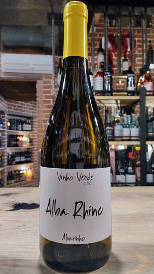 Вино  Quinta Das Arcas  Alba Rhino Alvarinho Vinho Verde DOC  2022  750 мл  13,5 %